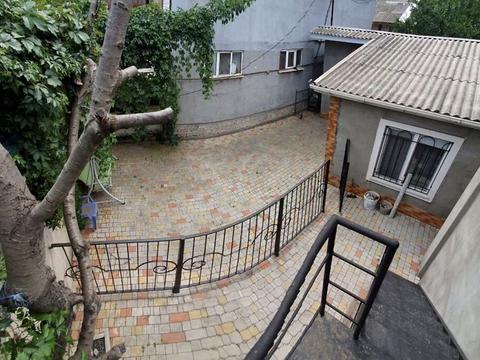 будинок за адресою Мостовий пров., 2