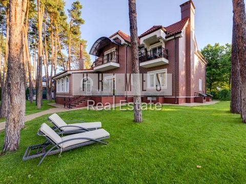 дом по адресу Луговий пров