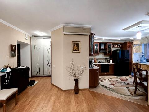 квартира за адресою Братів Горобців вул. (Дмитра Кедріна), 53-А