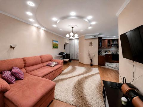 квартира за адресою Братів Горобців вул. (Дмитра Кедріна), 53-А