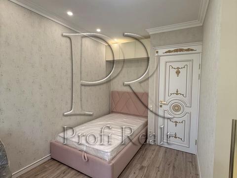 квартира по адресу Олександра Олеся ул., 10
