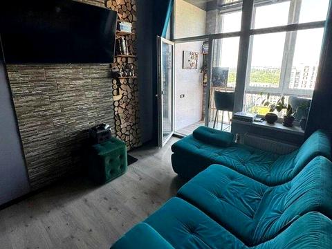 квартира за адресою Салютна вул., (Будинок 04001-04205)