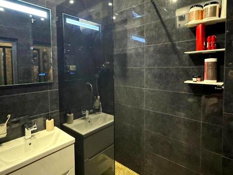 квартира за адресою Салютна вул., (Будинок 04001-04205)