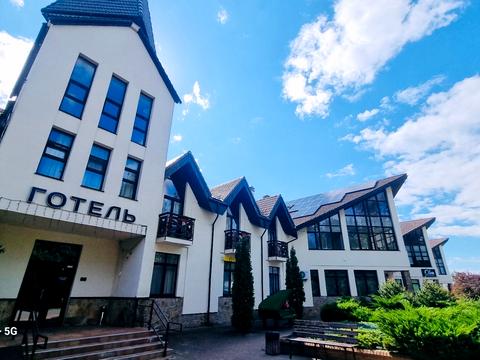 коммерческая по адресу Богдана Хмельницкого, 1