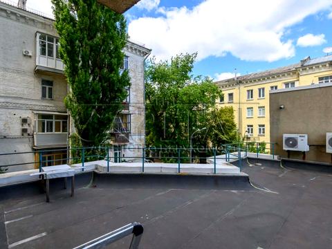 коммерческая по адресу Князей Острожских ул. (Московська), 46/2