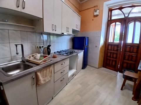 квартира за адресою Шептицьких вул., 27