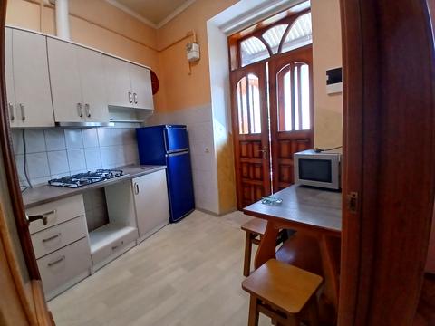 квартира за адресою Шептицьких вул., 27