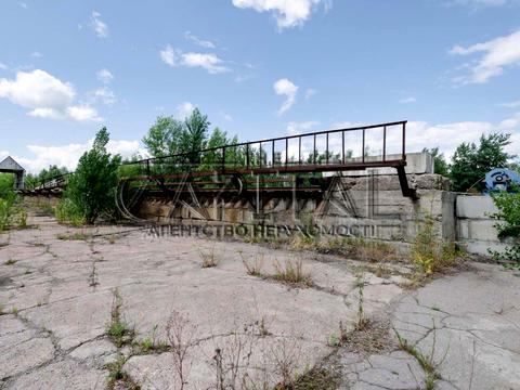 комерційна за адресою Вокзальна вул., 1