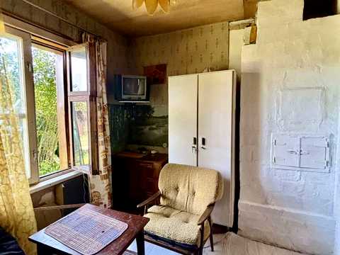 будинок за адресою с. Ровжі, Садова