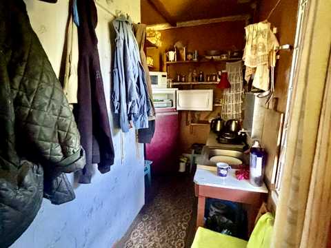 будинок за адресою с. Ровжі, Садова