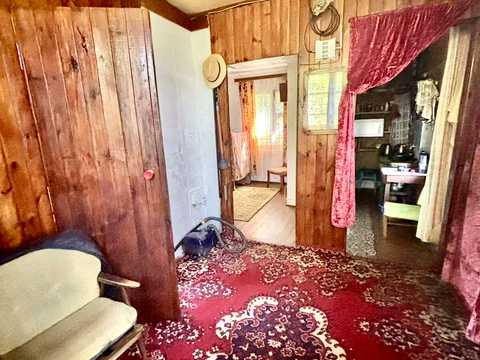 будинок за адресою с. Ровжі, Садова