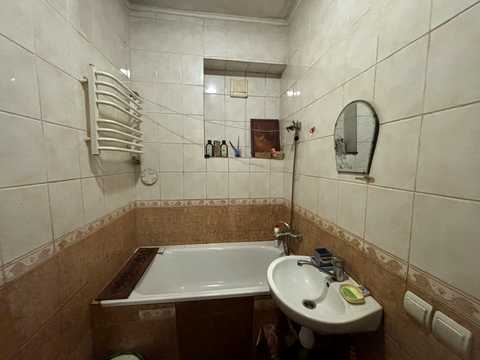 квартира за адресою Гіацинтова вул., 4