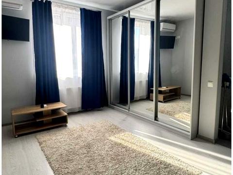 квартира за адресою Козакевича вул., 25