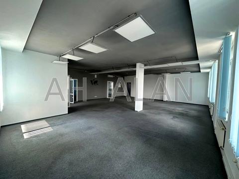 комерційна за адресою Георгія Тороповського вул. (Івана Дубового), 2