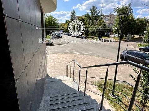 комерційна за адресою Новомостицька вул., 15