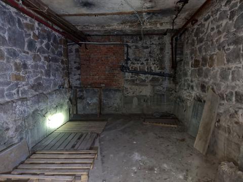 комерційна за адресою Дарвіна вул., 5