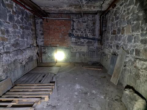 комерційна за адресою Дарвіна вул., 5