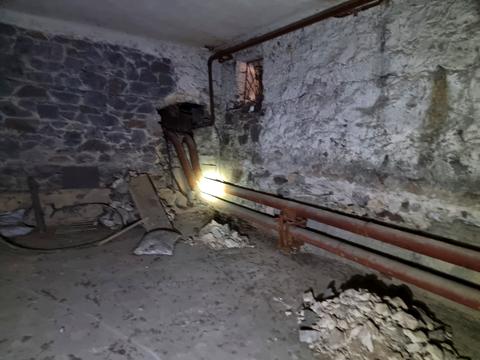 комерційна за адресою Дарвіна вул., 5