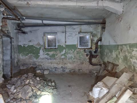 комерційна за адресою Дарвіна вул., 5