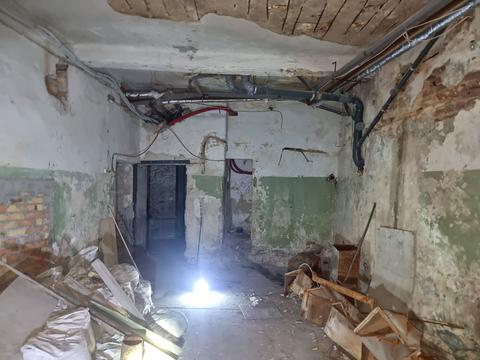 комерційна за адресою Дарвіна вул., 5