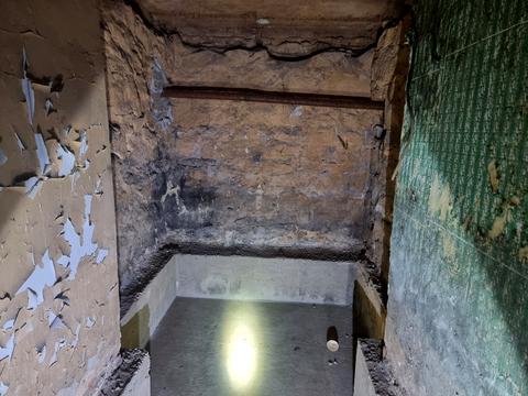 комерційна за адресою Дарвіна вул., 5