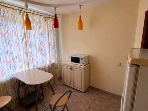 квартира за адресою Євгена Коновальця вул., 20