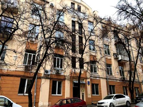 квартира за адресою Куликівський узвіз (Революції), 14