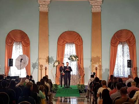 комерційна за адресою Алея Героїв Небесної Сотні, 1