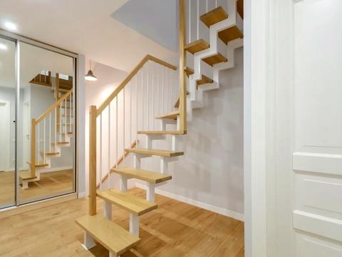 квартира за адресою Регенераторна вул., 4 к11