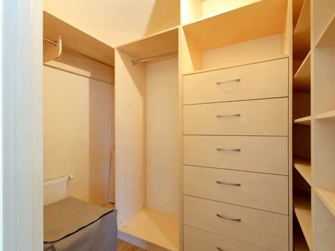 квартира за адресою Регенераторна вул., 4 к11