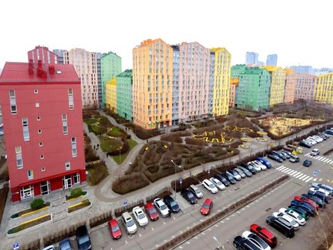 квартира за адресою Регенераторна вул., 4 к11