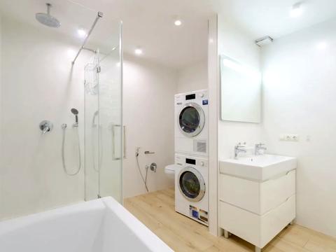квартира за адресою Регенераторна вул., 4 к11