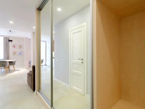 квартира за адресою Регенераторна вул., 4 к11