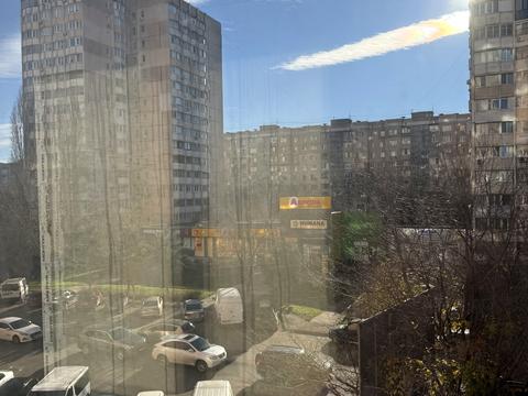квартира за адресою Євгена Чикаленка вул., (Будинок)