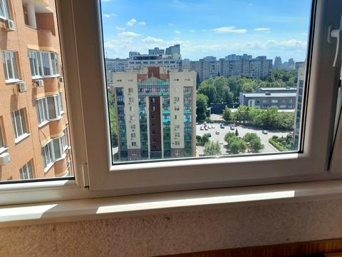 квартира за адресою Отакара Яроша пров., 12а
