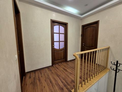 комерційна за адресою Микільсько-Слобідська вул., 2-Б