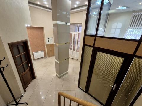 комерційна за адресою Микільсько-Слобідська вул., 2-Б