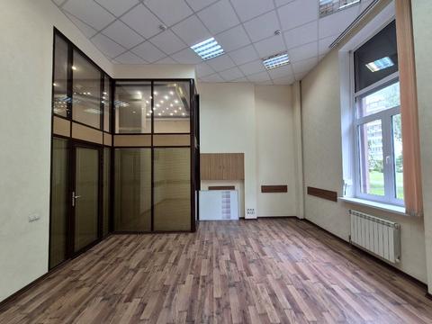 комерційна за адресою Микільсько-Слобідська вул., 2-Б