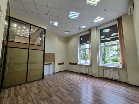 комерційна за адресою Микільсько-Слобідська вул., 2-Б