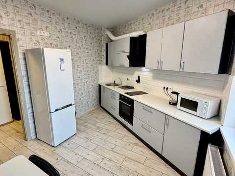 квартира за адресою Новопольова вул., 2 корп. 1