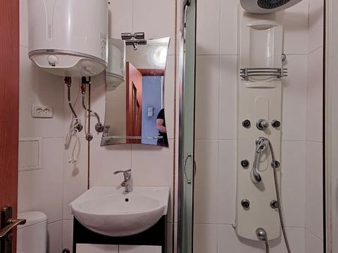 квартира за адресою Калинова вул., 72