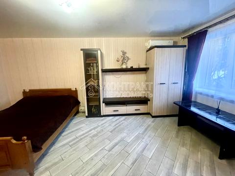 квартира за адресою Космонавтів вул., 3