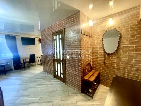 квартира за адресою Космонавтів вул., 3