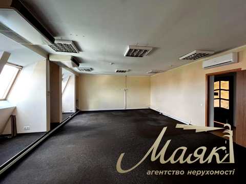 комерційна за адресою Івана Виговського вул. (Маршала Гречка), 3
