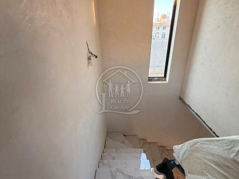 дом по адресу Китобойная ул., 100