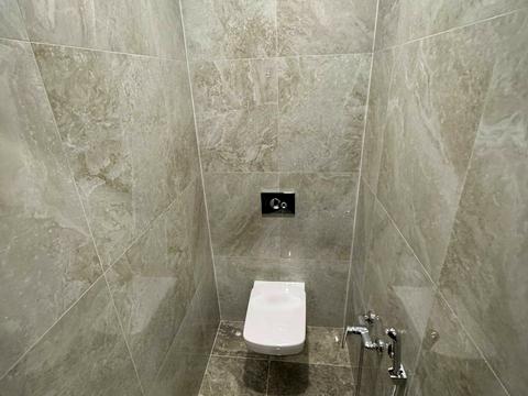комерційна за адресою Італійський бульв., 1г