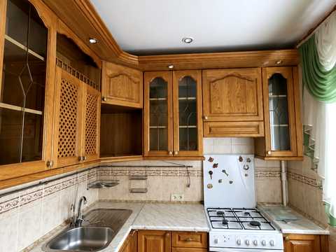 квартира за адресою Космічна вул., 27