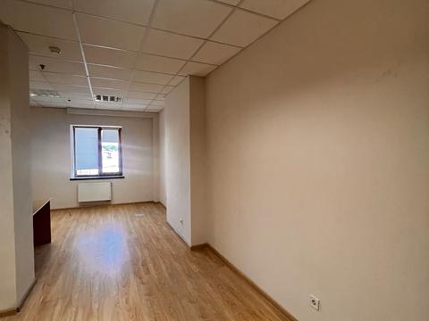 коммерческая по адресу Соборная пл., 12а