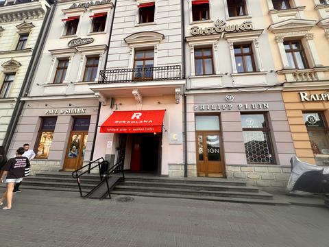 коммерческая по адресу Соборная пл., 12а
