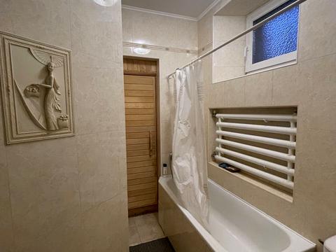 будинок за адресою Братів Бачинських вул. (Радищева), 37